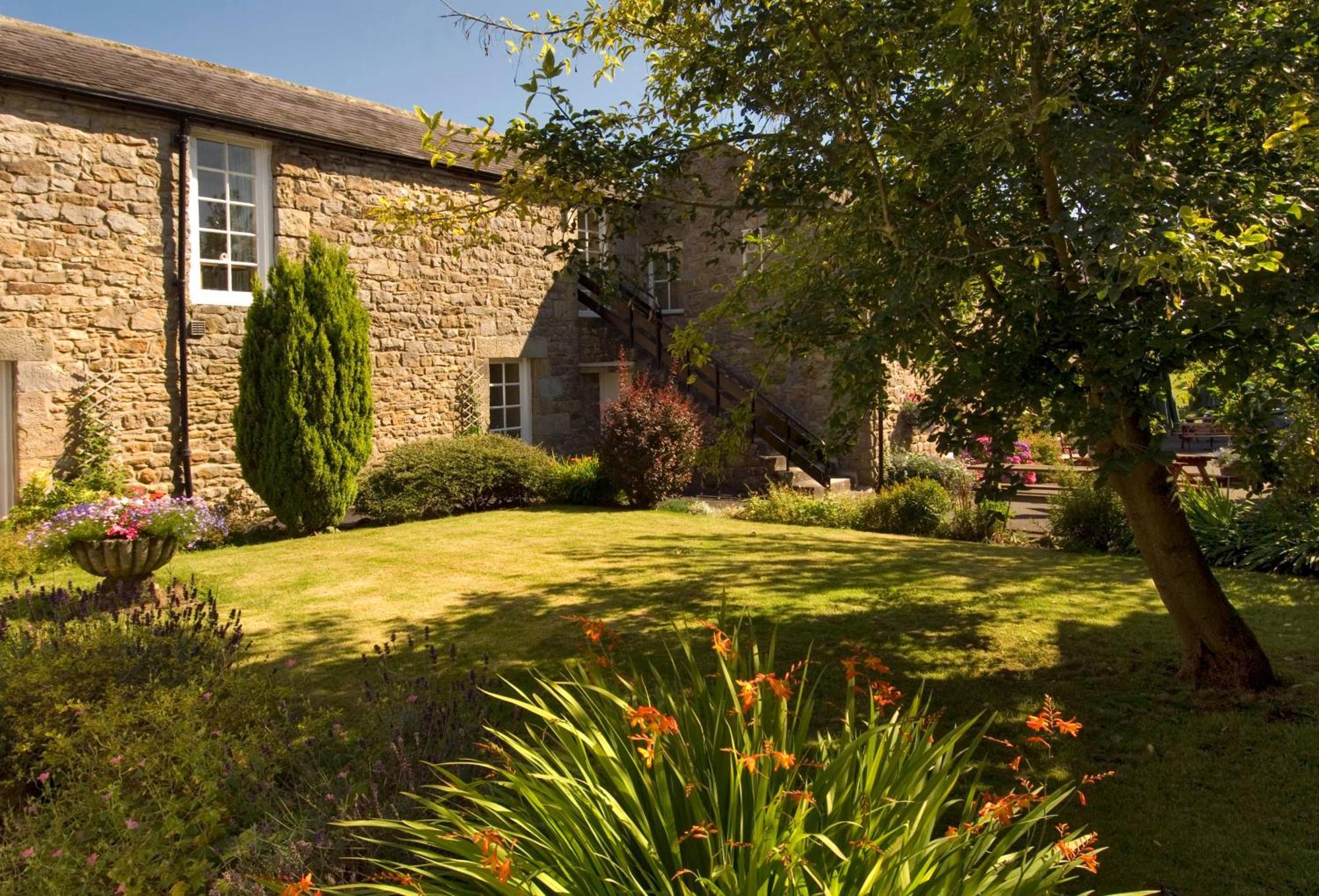 The Pheasant Inn Falstone Exterior foto